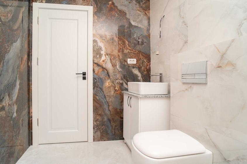 APARTAMENT CU 3 CAMERE & 2 BAI, NICOLINA LA BULEVARD, BLOC NOU