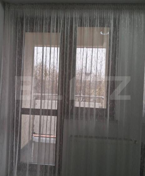 Apartament 1 camera, 36 mp, zona Palas Mall