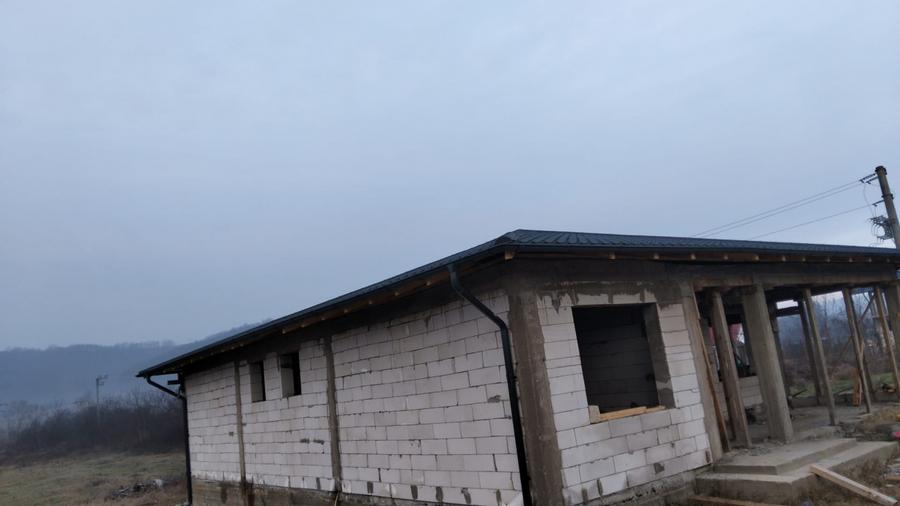 Casă Nouă la Roșu – Parter, 130 mp + Teren Generos 750 mp – Băbana, Zonă Superbă