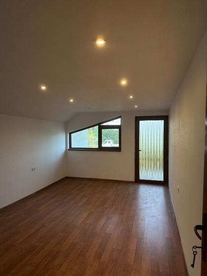 🏡 CASĂ DE VÂNZARE ÎN DRĂGUȚEȘTI, GORJ – TEREN, GARAJ ȘI ACCES LA DN66