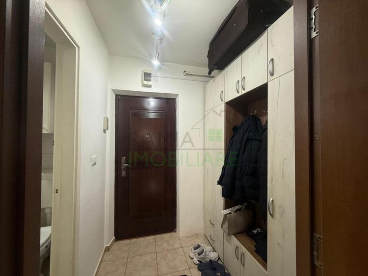 Garsonieră de vânzare Astra, renovată complet, ideală pentru investiti