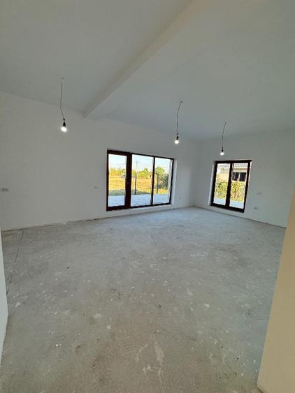 CASA PREMIUM NOUA Bavaria Park 105 MP Util 396 MP Teren 2 Bai