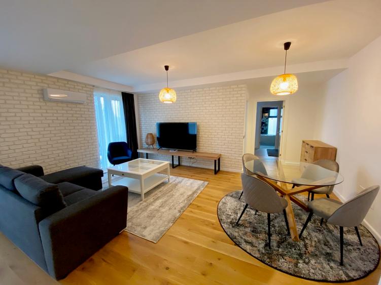 Apartament 3 camere mobilat// Petrom City
