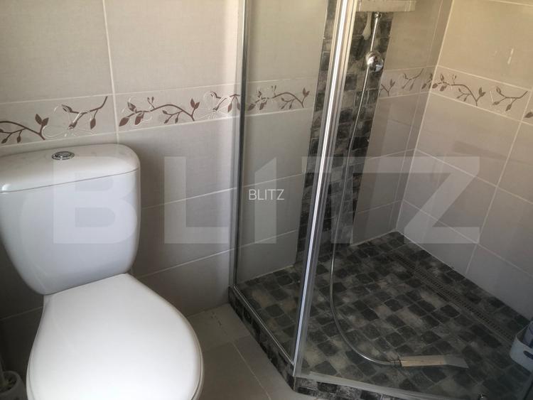 De vânzare , casa cu teren intravilan 3000mp , zona Ciuperceni - 15