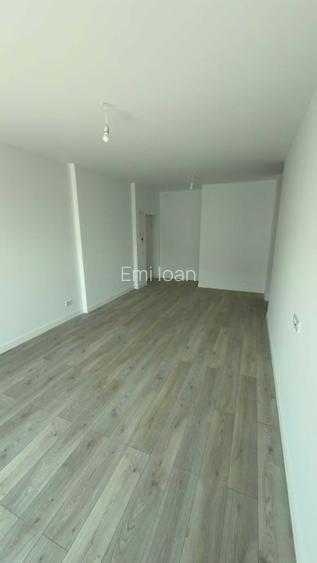 Inchiriez apt 3 camere, nemob, 85 mp, panoramic, parcare subterană  - 2