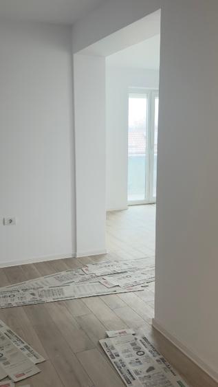 Apartament 3 camere, an 2025