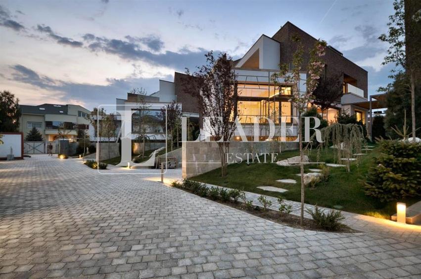 Seara pe deal Compound I Modern Villa for rent