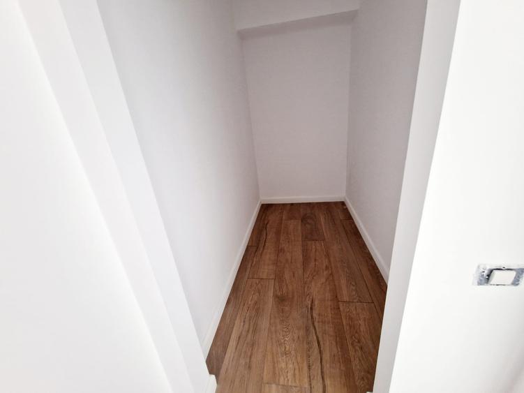 Penthouse cu 4 camere, 416mp inclus terasa , la 200 m de rond Pipera