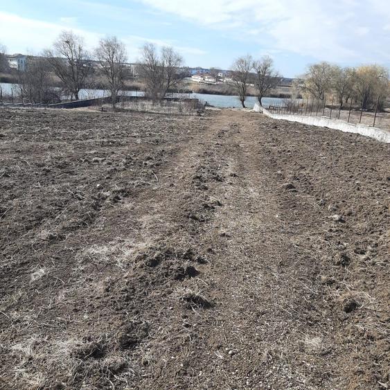 Teren la Lac intravilan construcții Corbeanca Ilfov