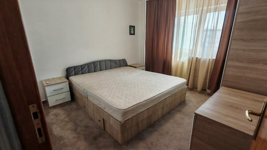Apartament 2 camere ,bloc 1982 , zona Iulia Hasdeu -spre parcare (liniste)