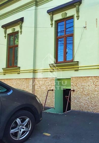 Spatiu comercial 67 mp central