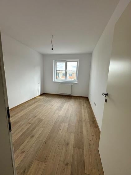 Apartament 3 camere V2 finalizat și intabulat