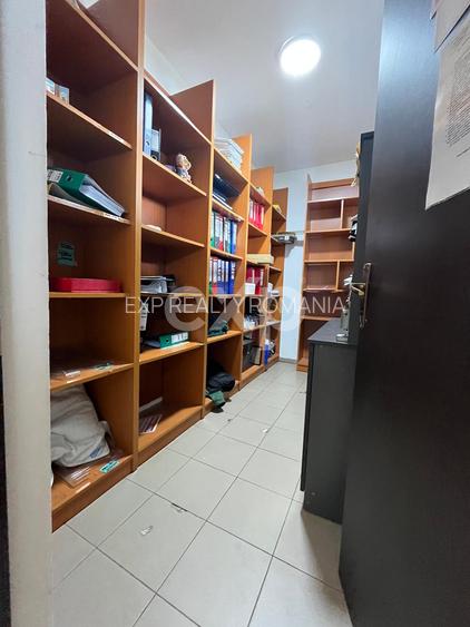 Casă P+M cu birouri amenajate și teren 5.423 mp pentru firmă și locuit acces A1 - 7