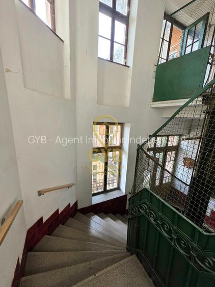 De vânzare apartament în clădire istorică * Ultracentral * Piața Gojdu - 18