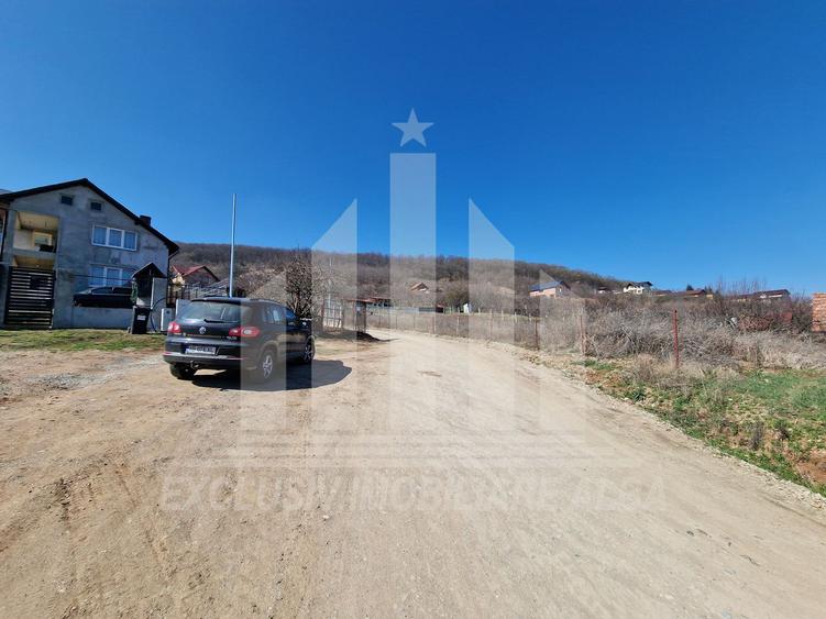 Teren intravilan | 800 mp | 40 ml deschidere | Micesti