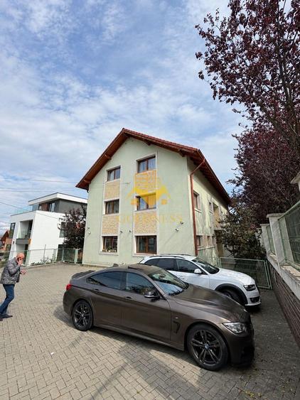 Duplex, Andrei Muresanul, 5 camere,Curte, Parcare,Grand Hill, Lidl,ELF