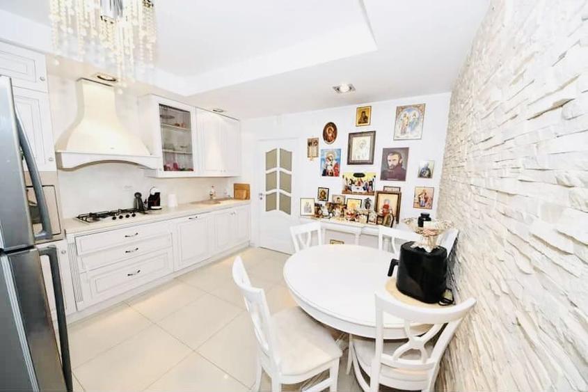 Casă tip duplex in Galati, Brateș Lake mobilată și utilată lux