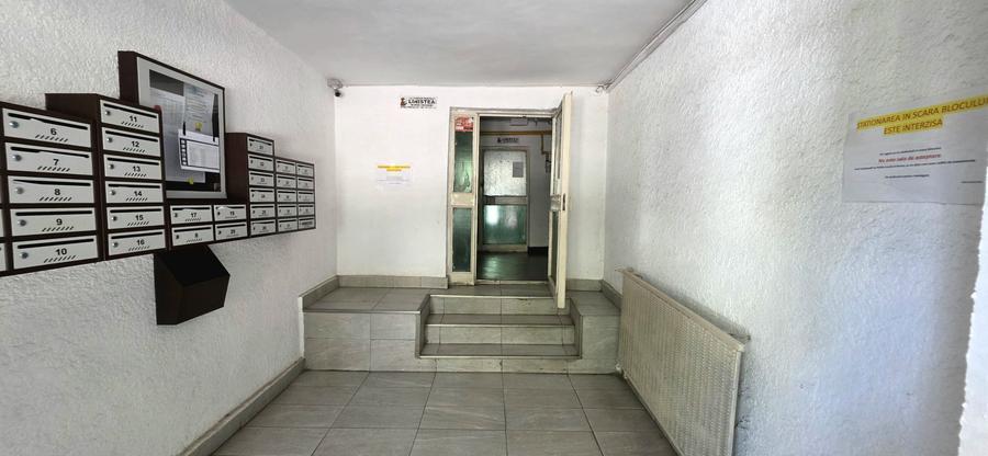 Apartament 3 camere de vânzare Crângași 75 mp bloc 1982