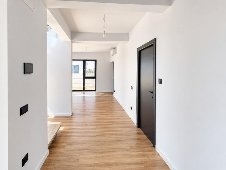 Vila P+1 | Tunari | 142 mp utili | Teren 423 mp | 4 camere | Terase