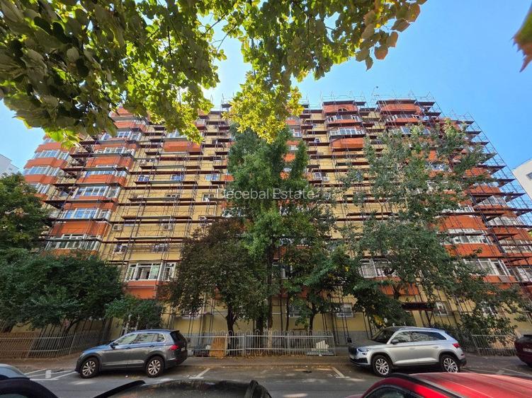 Rond Alba Iulia - 3 Camere Decomandat 78 mp Bloc 1989 Renovat Lux - 11
