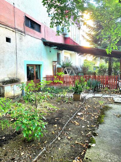Apartament 2 camere, spațios, parter, aproape de Iulius Mall