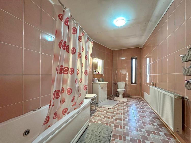 Vilă spațioasă în Hălchiu, teren 1.500 mp – facilități premium - 17