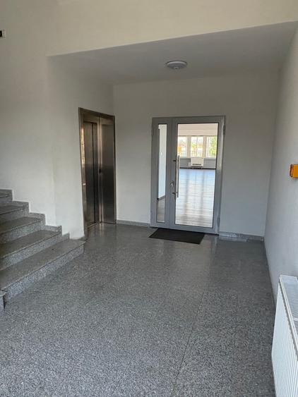 Spatiu de Birou/Comercial 240m2 zona Baza 3 - Calea Chisinaului 132