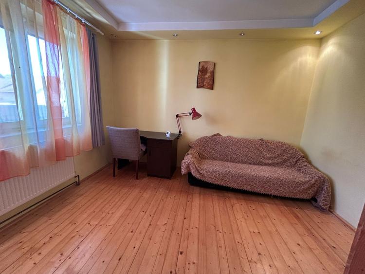 Casa de vanzare , 200 mp , Zona Sebes
