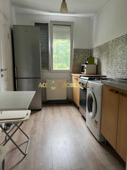 3 Camere de inchiriat | Berceni | Metrou | Utilat-Mobilat
