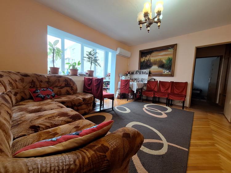 Confort si locatie excelenta -3 camere-etaj 2-zona Lipovei-gata de mutat