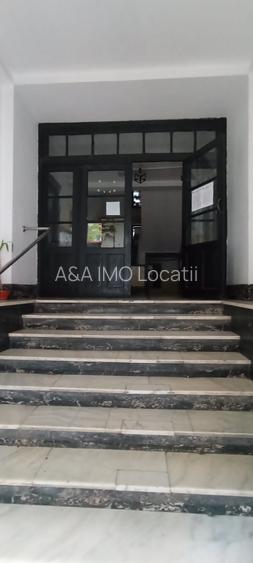 Apartament 4 camere in cladire interbelica Universitate 5 ' mers pe jos