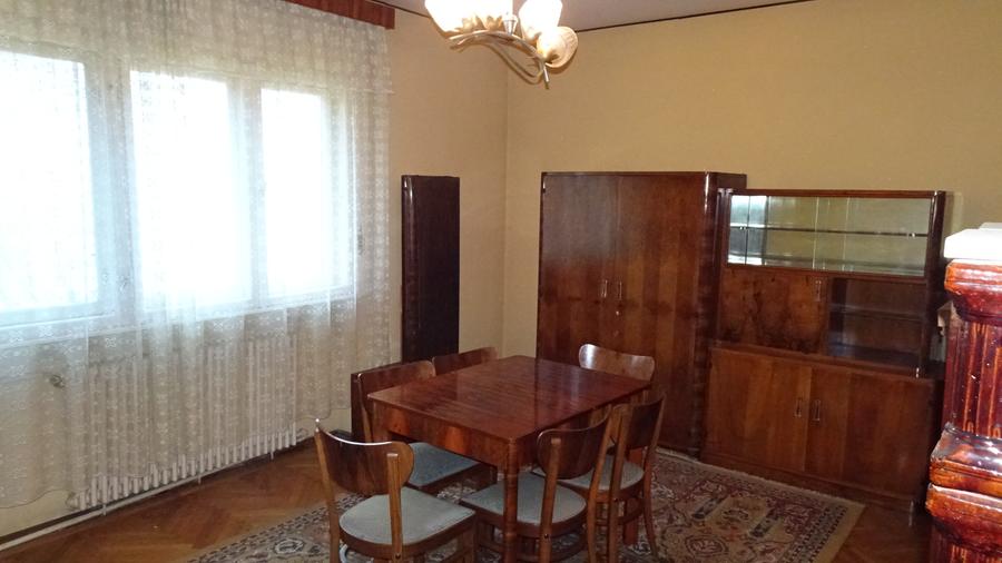 Vand apartament cu 4 camere cu garaj si beci in duplex in Deva,