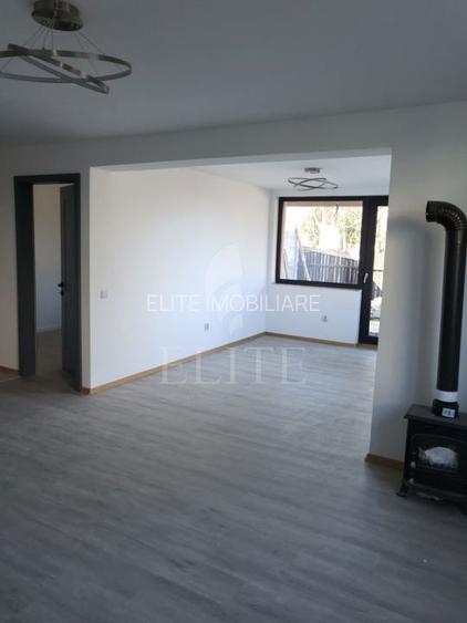 Apartament 3 camere în zona SEMICENTRAL