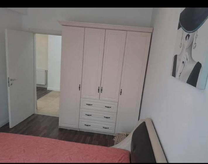 Ofer spre vânzare ap. 2 camere!!!