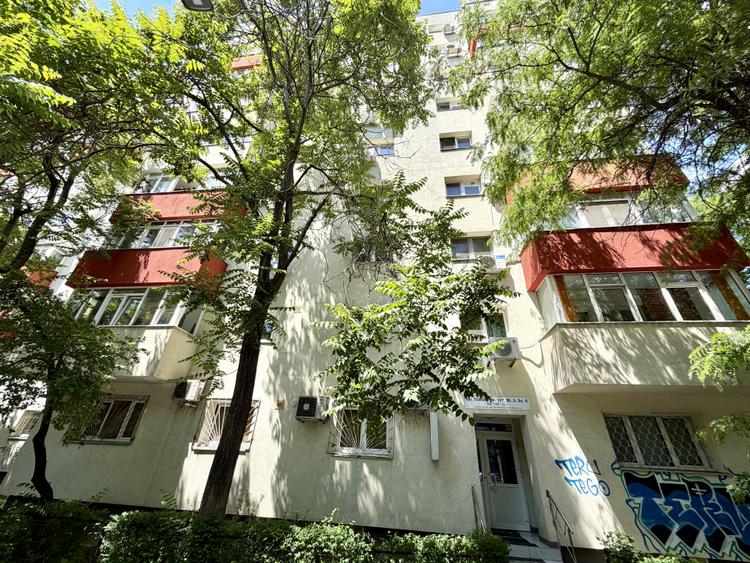 De vanzare Apartament 2 camere Str. Turda 127