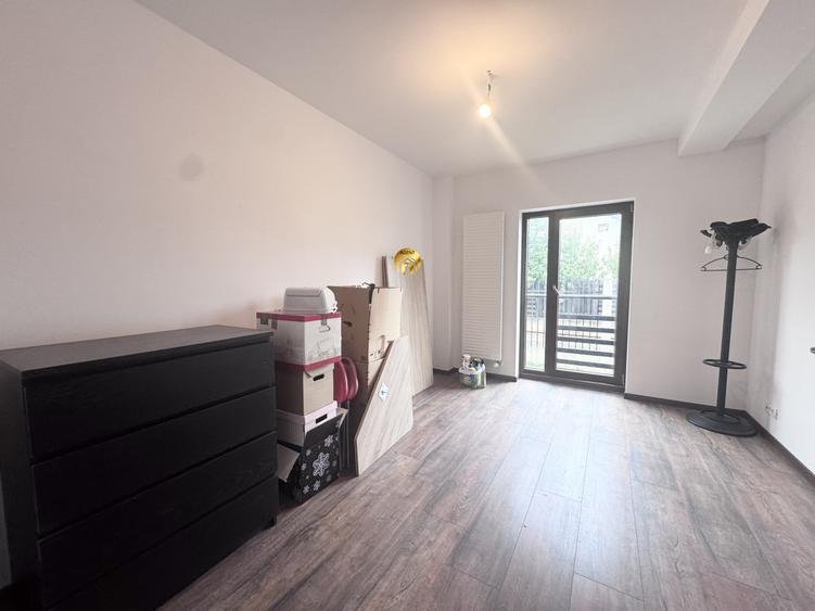 Spatiu Birouri - Parter 4 camere + Terasa 28mp - Otopeni Odaile