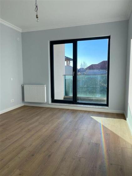 Casa Vila Duplex NOUA 5 camere Otopeni curte proprie acces privat