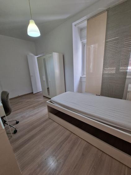 Piata Romana - Caderea Bastiliei garsoniera 27 mp etaj 2 mobilata - utilata