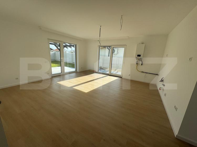 Casă individuală 90.30 mp, teren 387 mp, zona Orizont