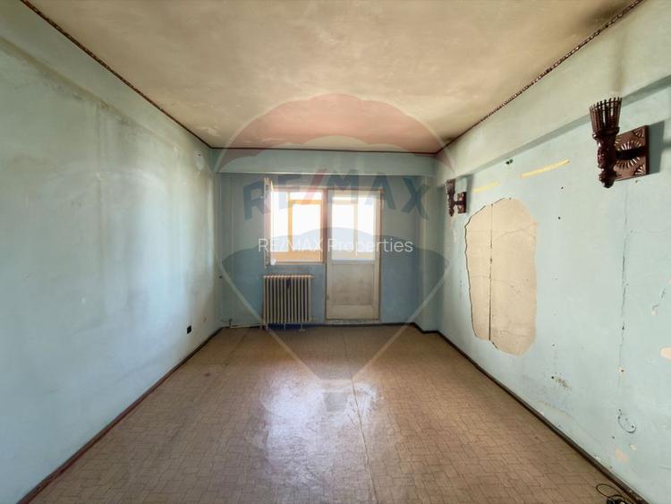 Apartament 2 camere de vanzare Faleza Tulcea/ Balcon 14mp / Investitie - 2