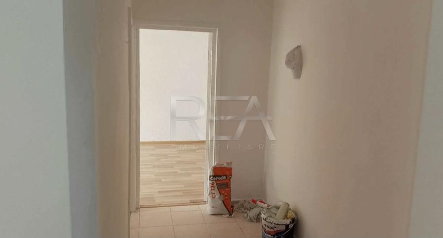 2 camere, 3/4, 50 mp, bloc 1978, anvelopat-Drumul Taberei