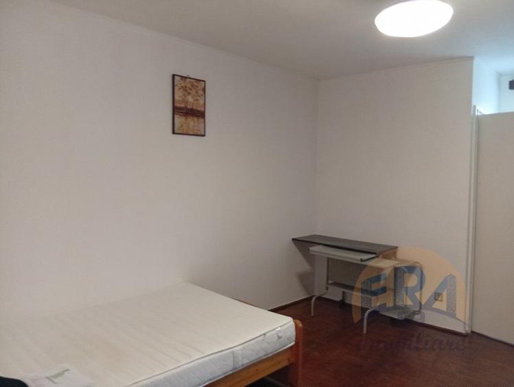Apartament 1 camera Bloc cu 2 lifturi ,Rogerius, Str. Aluminei