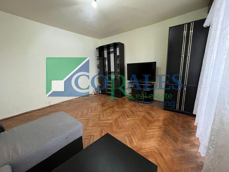 Simion Barnutiu. Etaj 3. Model cu 2 bai si 2 balcoane.