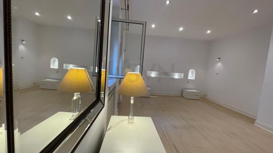 REA1020079 Apartament tip duplex Capitale parter inalt I demisol
