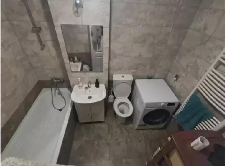 Apartament 4 camere,2 bai,balcon,parcare, situat in zona Carolina Mall