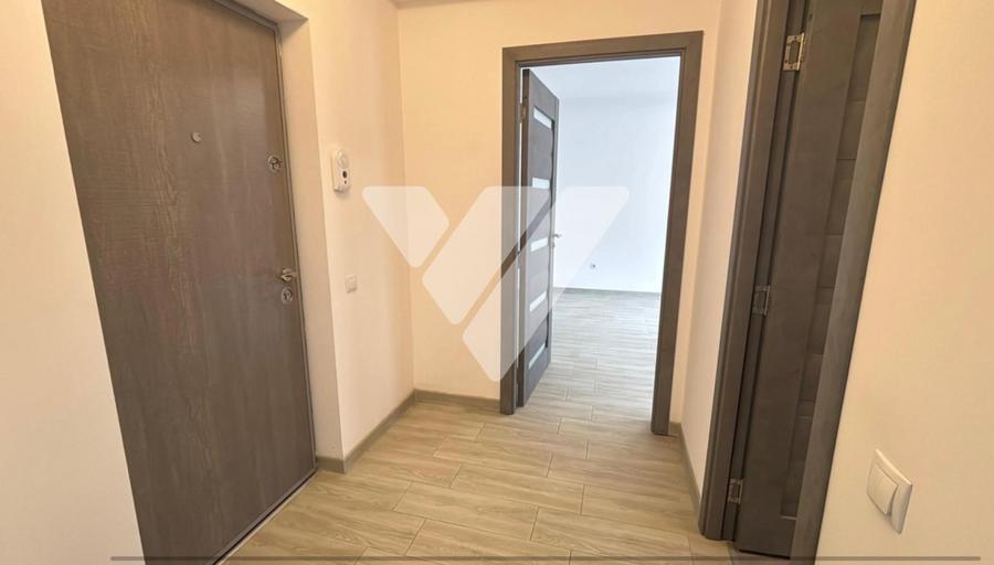 Apartament 2 camere la parter loc de parcare geam la baie