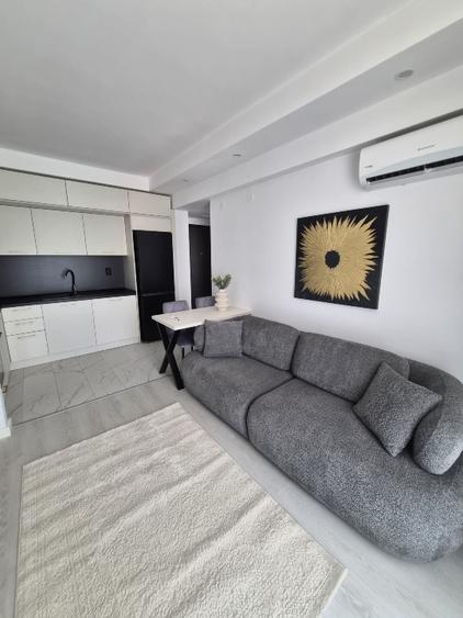NOU 2 camere +parcare in Cosmopolis