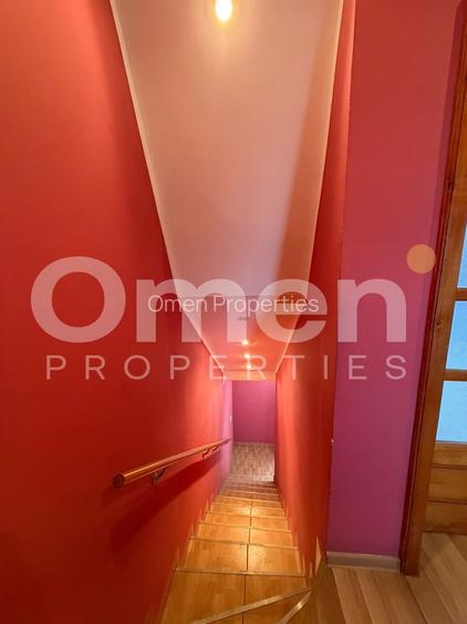 Apartament cu 3 camere | pe 2 niveluri | cu garaj | zona centrala | sat Arinis - 11
