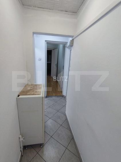 Casa 3 camere, pretabila activitate, zona Piata Chiriac - 9