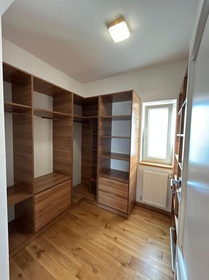 Pipera zona Cambridge -vila inchiriat
